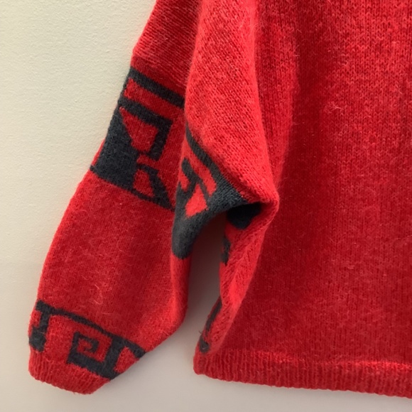 Vintage Abstract Design Drop Sleeve Sweater - Picture 7 of 9